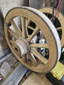 photo_5848269036830444963_y