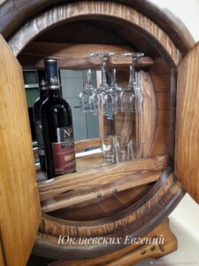 photo_5848269036830444968_y