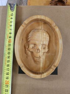 photo_5848269036830444981_y